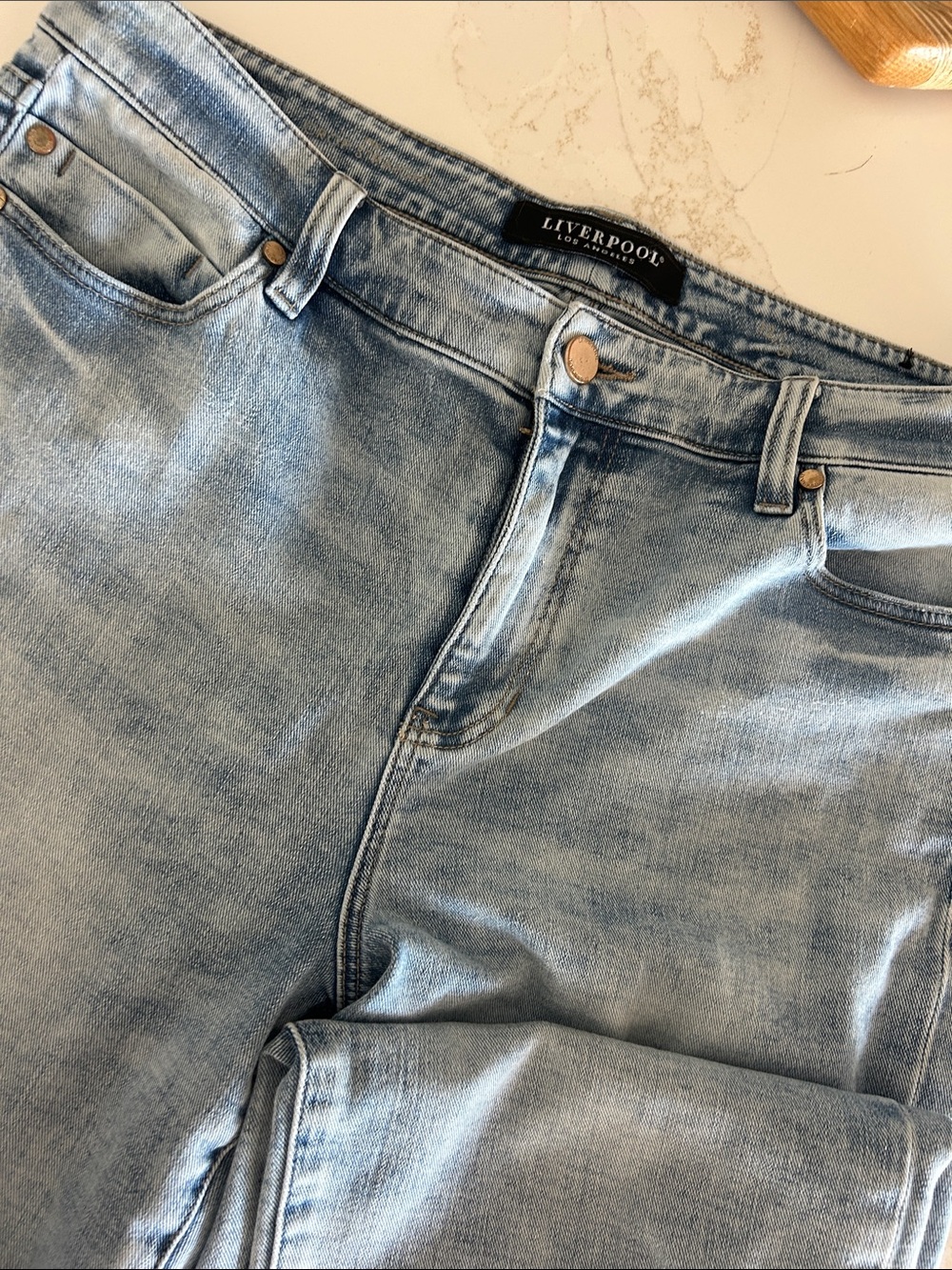 Woman’s Premium Denim by Liverpool. Light Wash w/contrast stitching Size 12